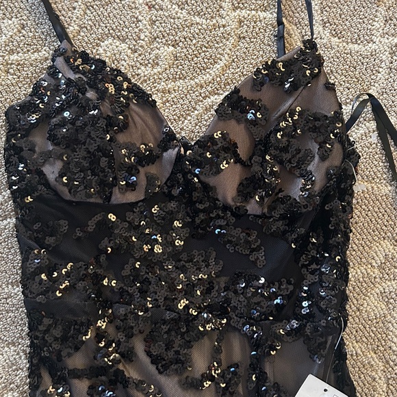 B.Darlin black, elegant dress size 5/6 NWT - Picture 9 of 16